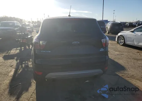 2017 Ford Escape Se z USA, uszkodzony, nr VIN 1FMCU0GD2HUE92816